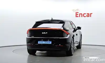 Kia EV6 2023 0.1 автомат (гидро), миниатюра 3