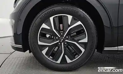 Kia EV6 2023 0.1 автомат (гидро), миниатюра 4