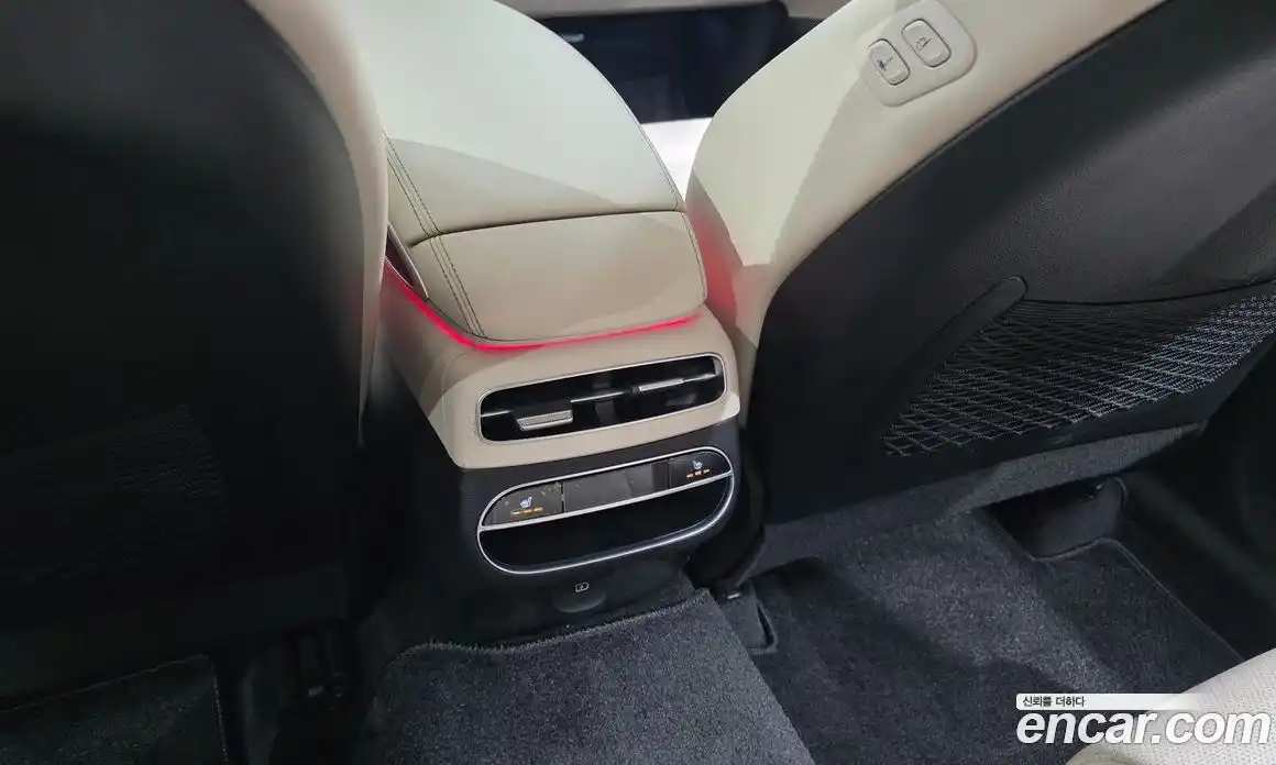 Genesis GV70 2021 2.5 автомат (гидро), фото 25