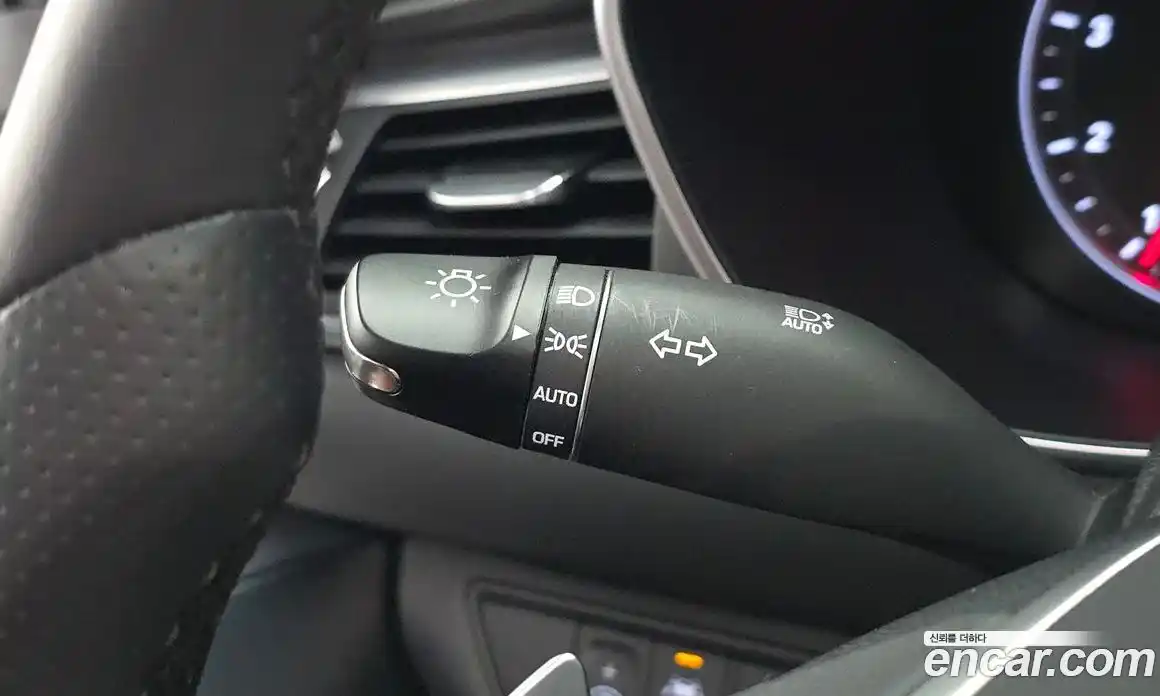 Genesis G70 2019 2.0 автомат (гидро), фото 32