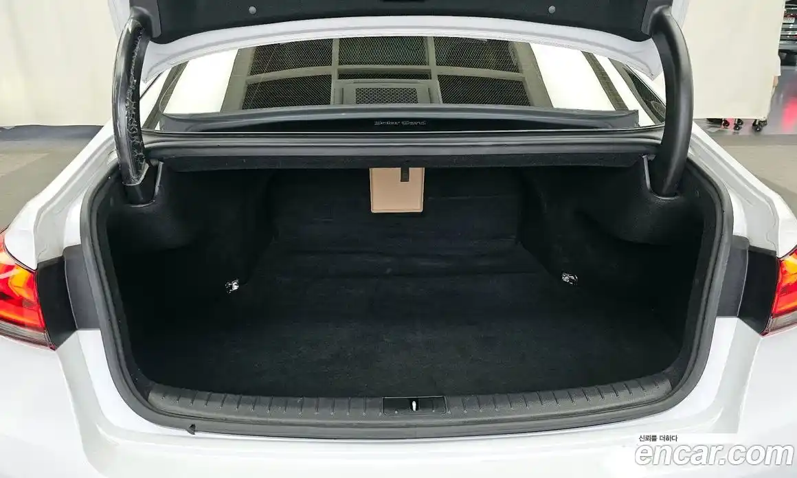 Genesis G80 2018 2.2 автомат (гидро), фото 26