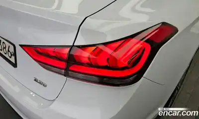 Genesis G80 2018 2.2 автомат (гидро), миниатюра 9