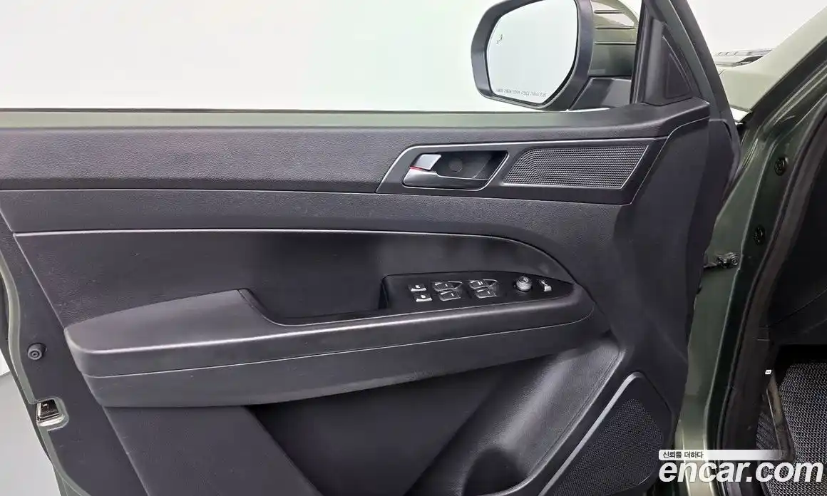 SsangYong Rexton 2022 2.2 автомат (гидро), фото 14