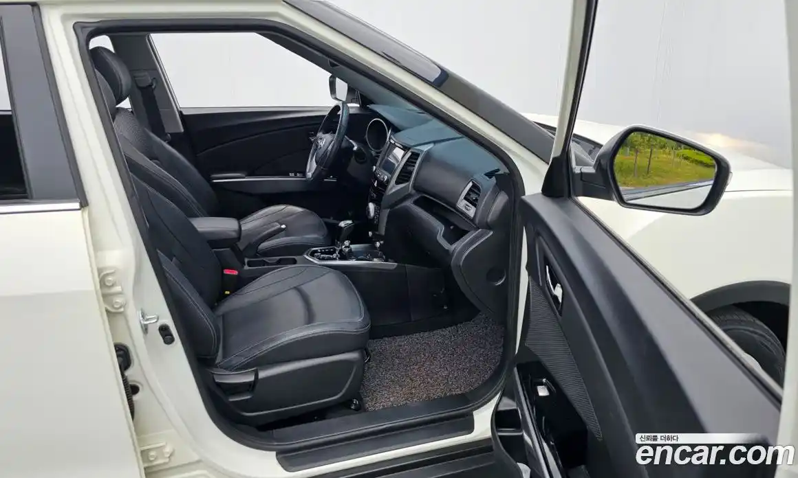 SsangYong TIBOLI 2017 1.6 автомат (гидро), фото 16
