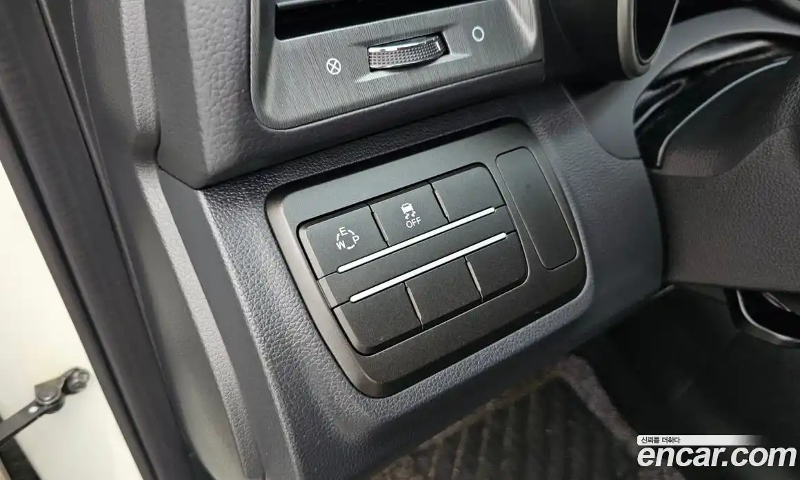 SsangYong TIBOLI 2017 1.6 автомат (гидро), фото 26