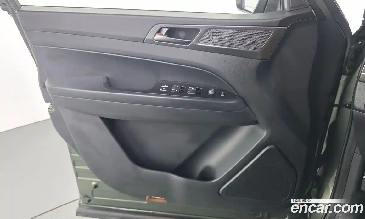 SsangYong Rexton 2021 2.2 автомат (гидро), фото 14