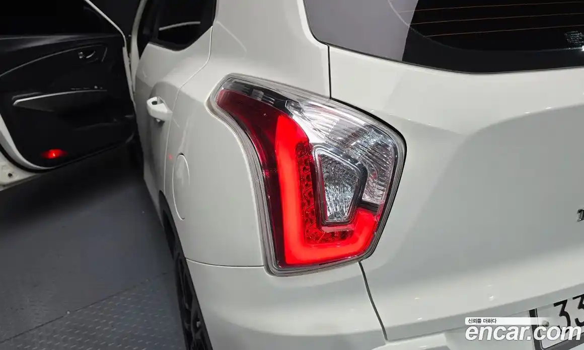 SsangYong TIBOLI 2015 1.6 автомат (гидро), фото 9