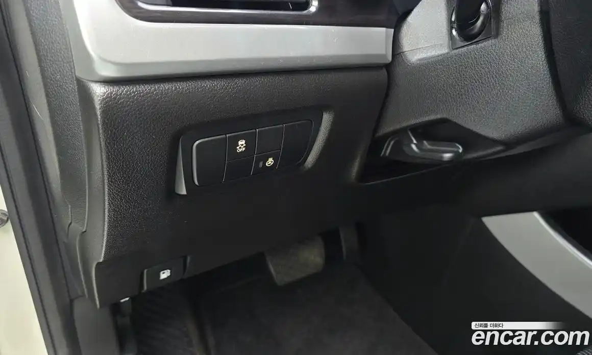 SsangYong Korando 2013 2.0 автомат (гидро), фото 15