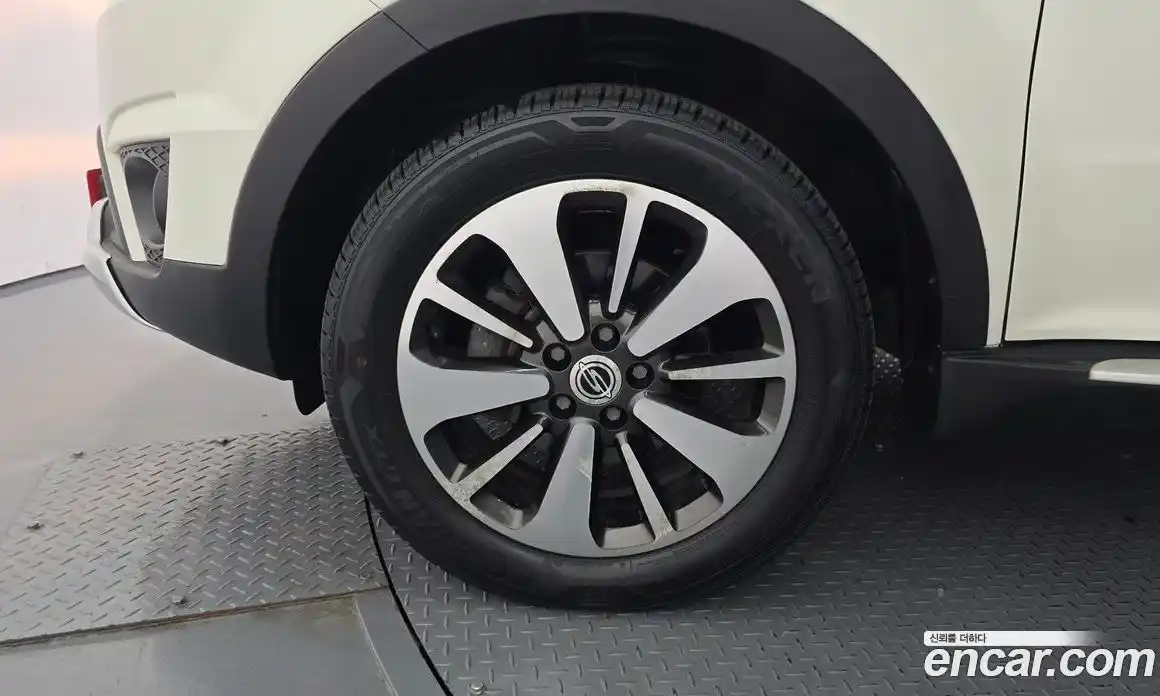 SsangYong Korando 2013 2.0 автомат (гидро), фото 5