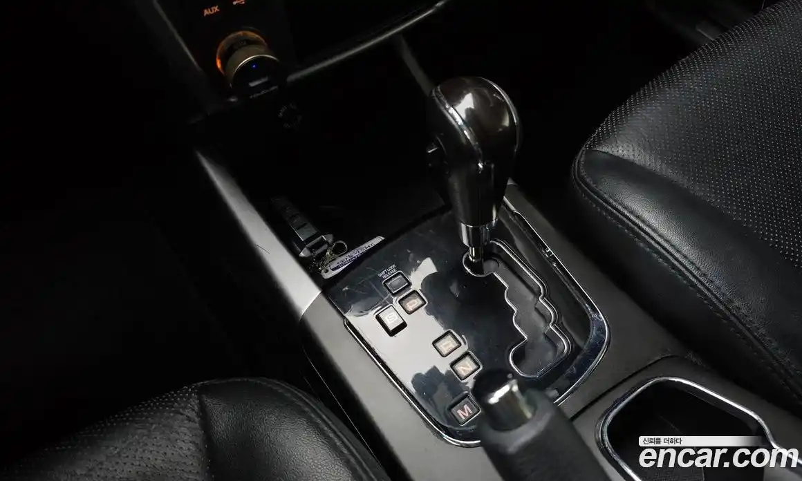 SsangYong Korando 2013 2.0 автомат (гидро), фото 9