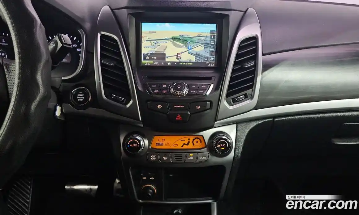 SsangYong Korando 2014 2.0 автомат (гидро), фото 12