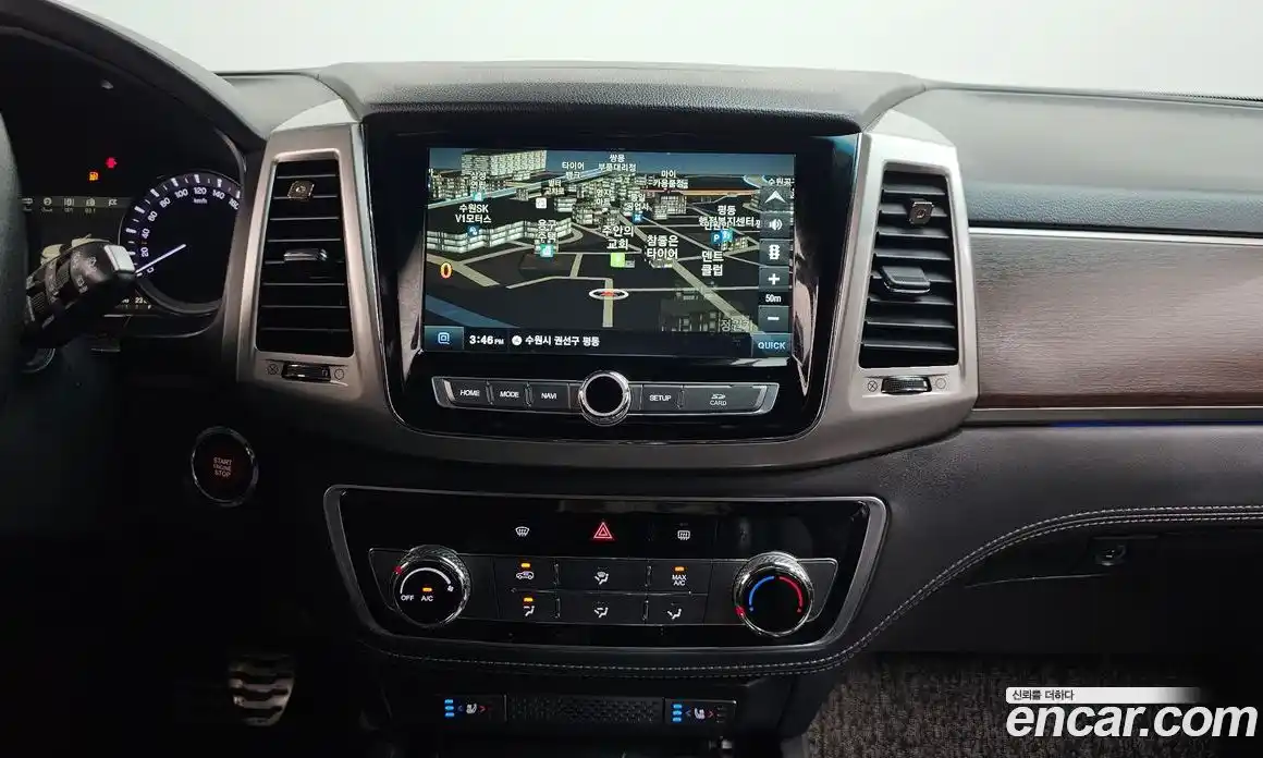 SsangYong Rexton 2018 2.2 автомат (гидро), фото 12