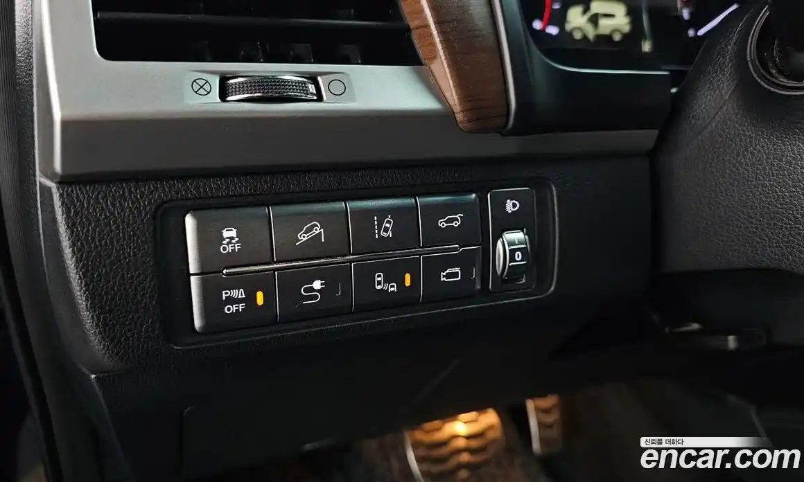 SsangYong Rexton 2018 2.2 автомат (гидро), фото 20