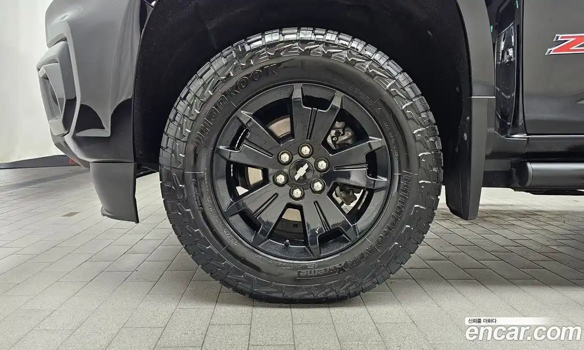 Chevrolet Colorado 2021 3.6 автомат (гидро), фото 5