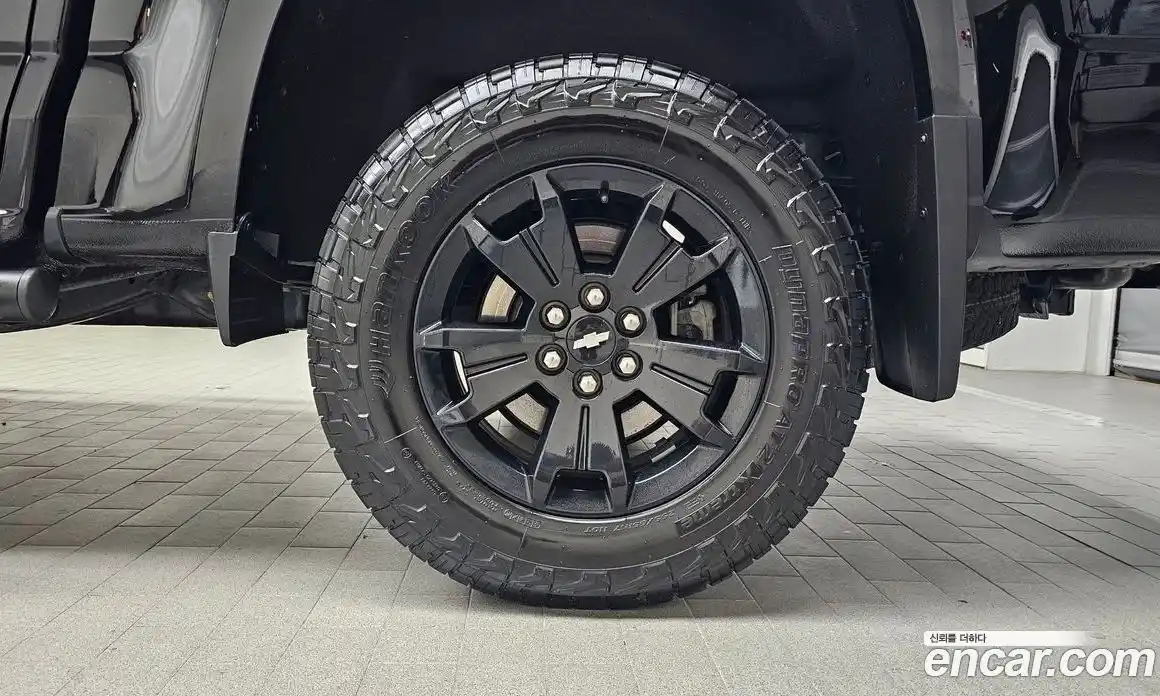 Chevrolet Colorado 2021 3.6 автомат (гидро), фото 7