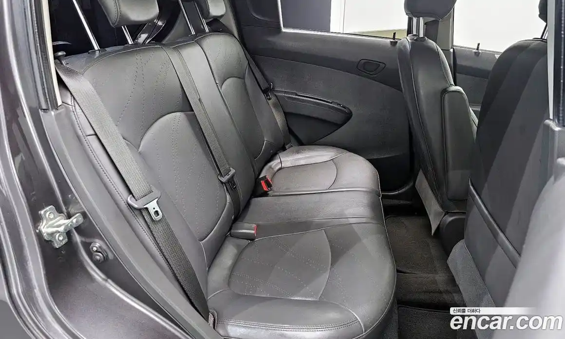 Chevrolet Spark 2014 1.0 автомат (гидро), фото 17