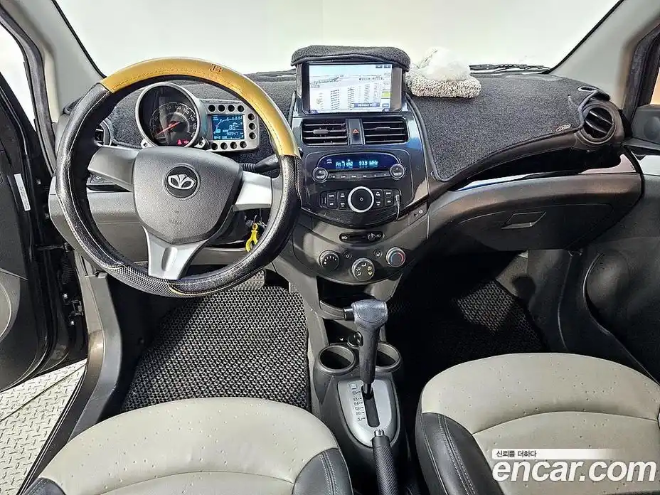 Chevrolet Matiz 2011 1.0 автомат (гидро), фото 5