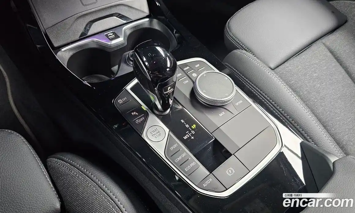 BMW 1 серия 2023 2.0 автомат (гидро), фото 12