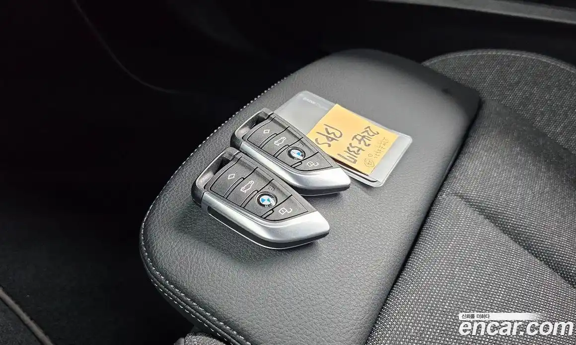 BMW 1 серия 2023 2.0 автомат (гидро), фото 21