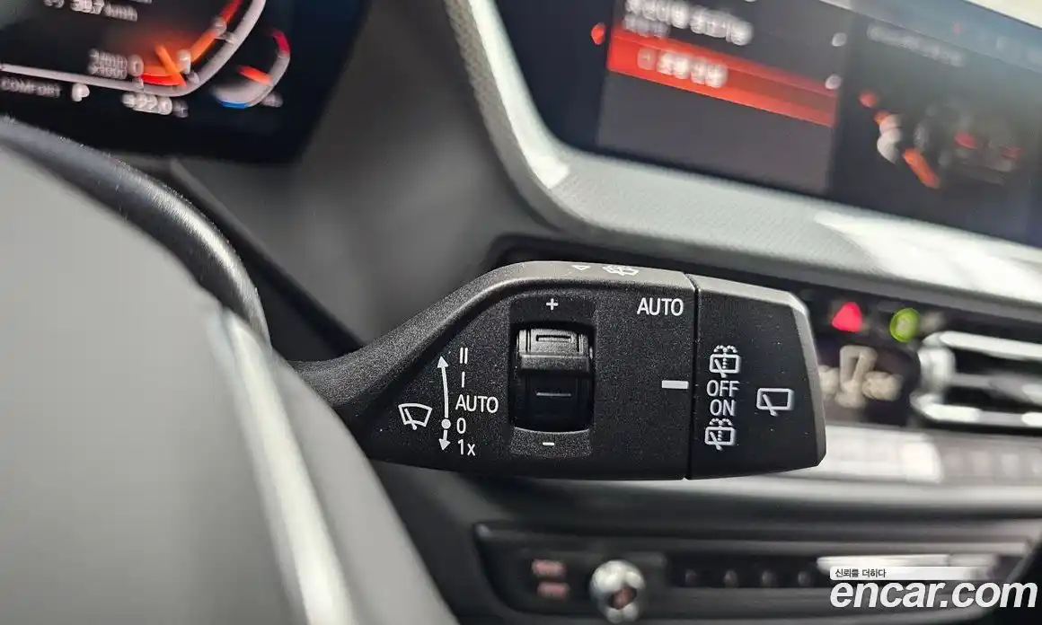 BMW 1 серия 2023 2.0 автомат (гидро), фото 28