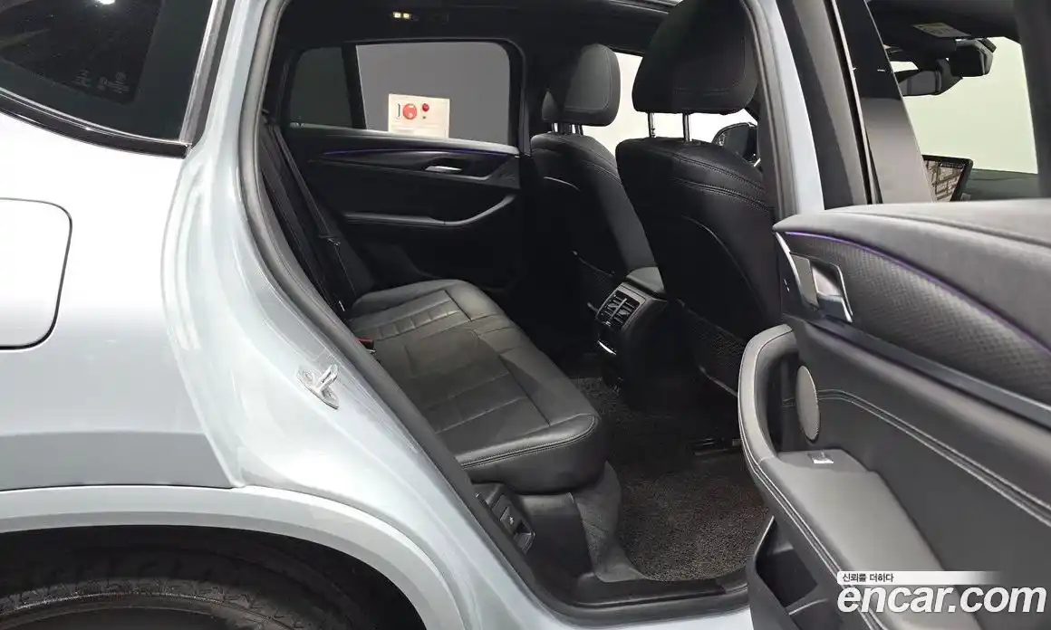 BMW X4 2023 2.0 автомат (гидро), фото 18