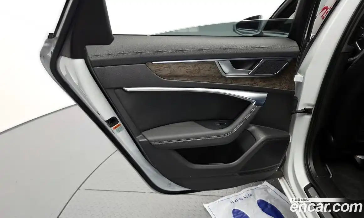 Audi A6 2020 3.0 автомат (гидро), фото 15