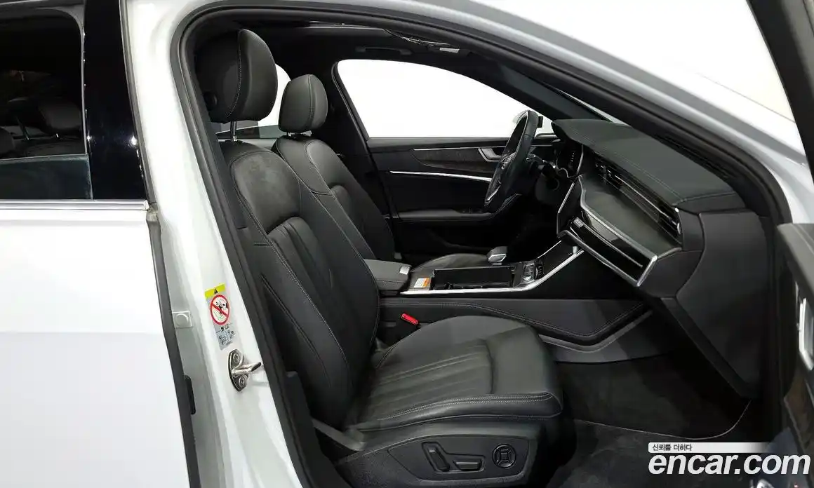 Audi A6 2020 3.0 автомат (гидро), фото 17