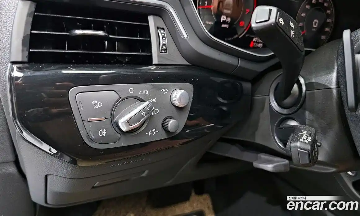 Audi A4 2021 2.0 автомат (гидро), фото 23