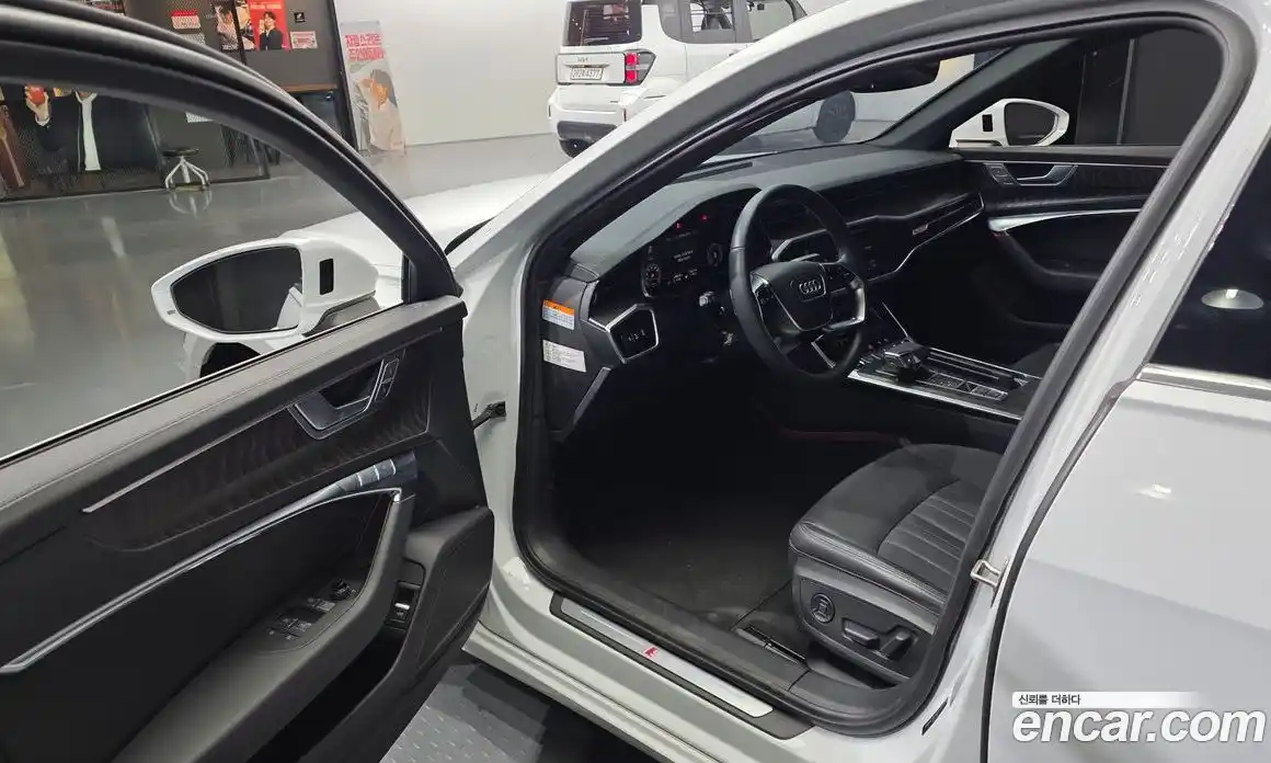 Audi A6 2022 2.0 автомат (гидро), фото 13