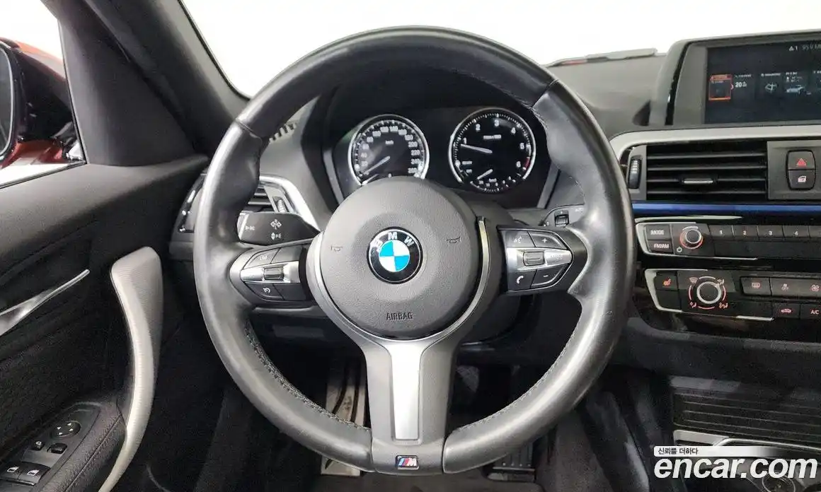BMW 1 серия 2018 2.0 автомат (гидро), фото 18