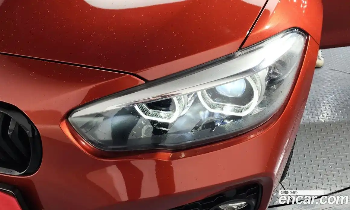 BMW 1 серия 2018 2.0 автомат (гидро), фото 7