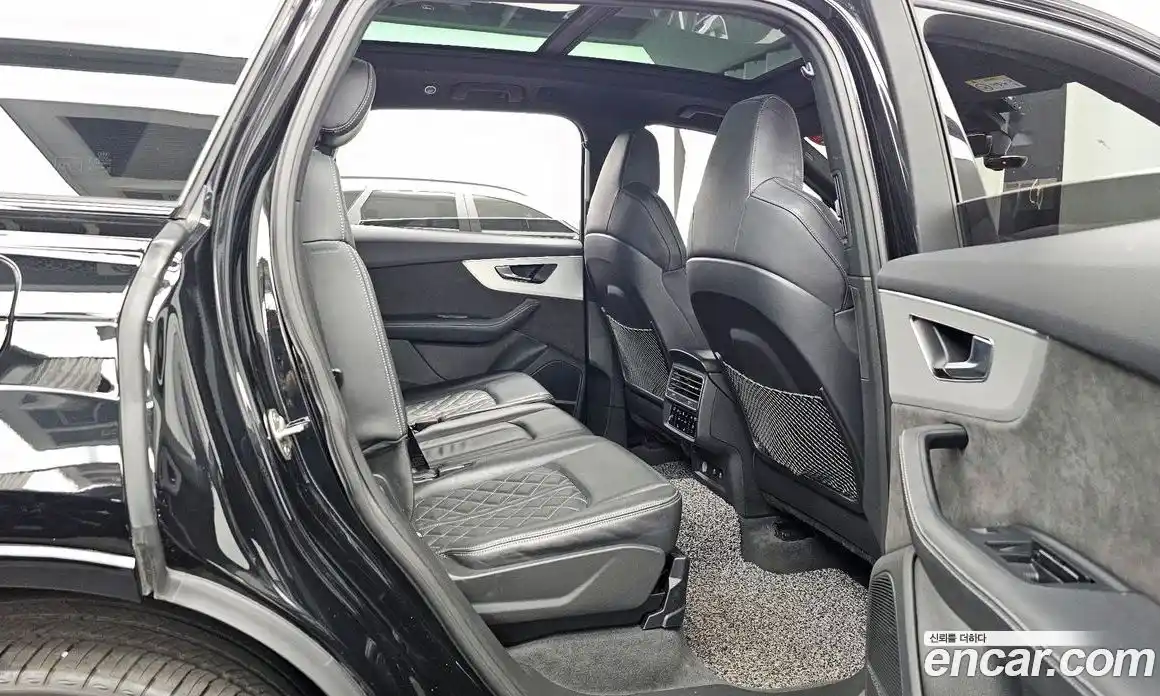 Audi Q7 2022 3.0 автомат (гидро), фото 12