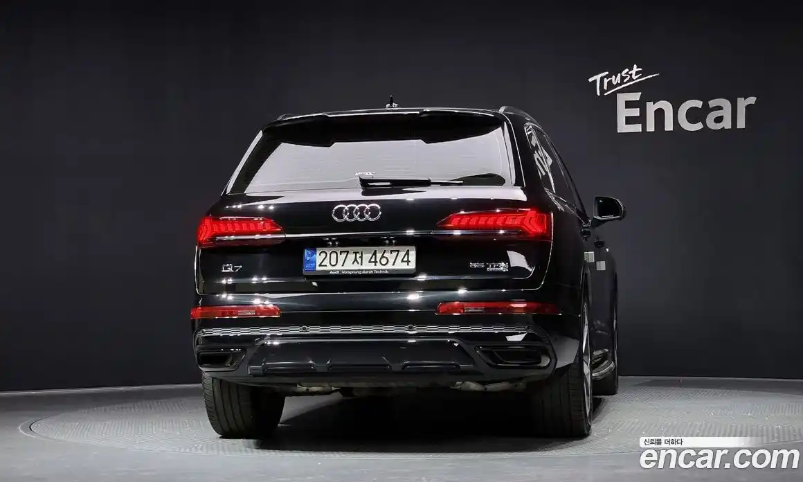 Audi Q7 2022 3.0 автомат (гидро), фото 4