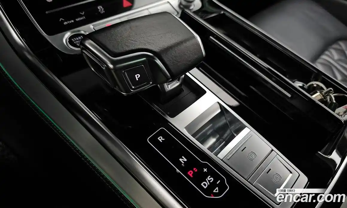 Audi Q7 2022 3.0 автомат (гидро), фото 9