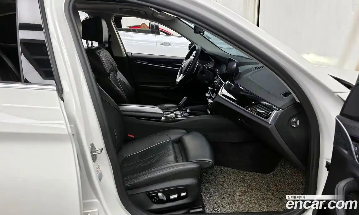 BMW 5 серия 2019 2.0 автомат (гидро), фото 11