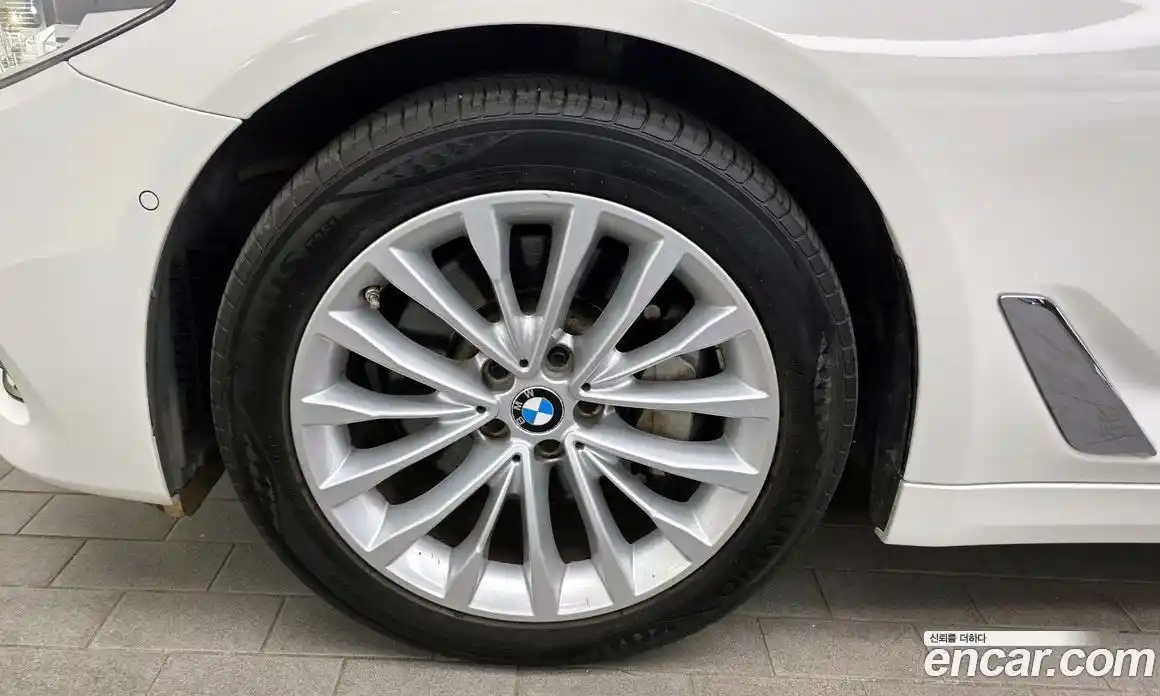 BMW 5 серия 2019 2.0 автомат (гидро), фото 5