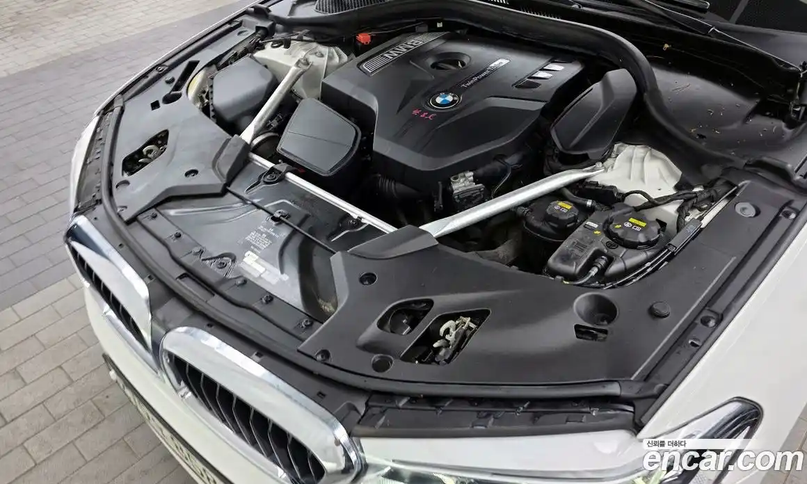 BMW 5 серия 2019 2.0 автомат (гидро), фото 6