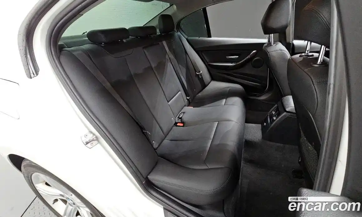 BMW 3 серия 2015 2.0 автомат (гидро), фото 11