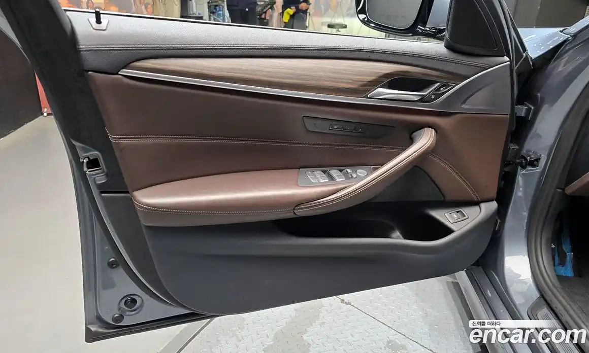 BMW 5 серия 2020 2.0 автомат (гидро), фото 14
