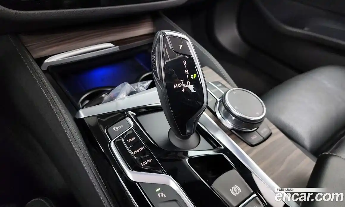 BMW 5 серия 2018 2.0 автомат (гидро), фото 12