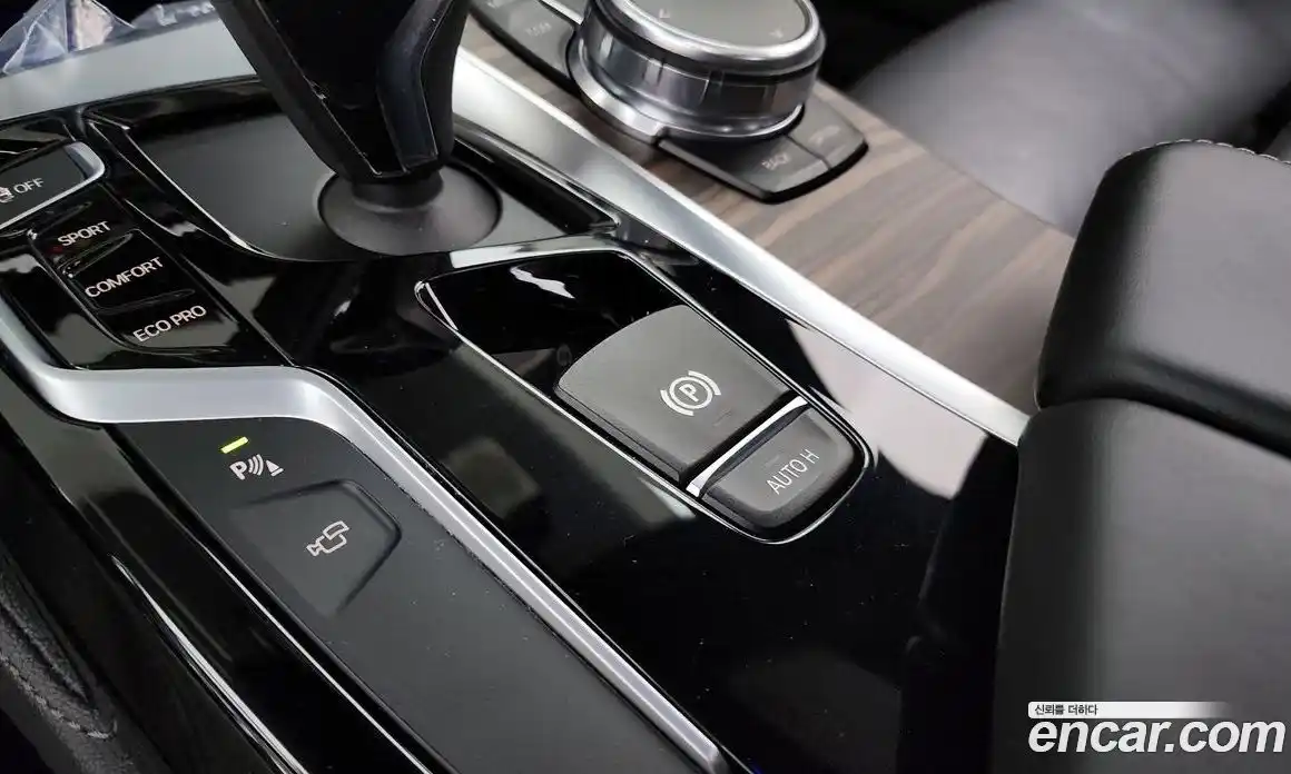 BMW 5 серия 2018 2.0 автомат (гидро), фото 16