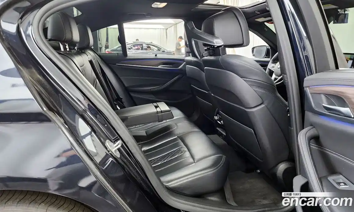 BMW 5 серия 2018 2.0 автомат (гидро), фото 18