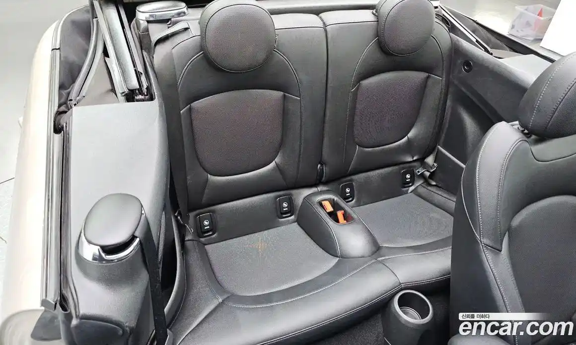 Mini Cooper Convertible 2024 1.5 автомат (гидро), фото 17