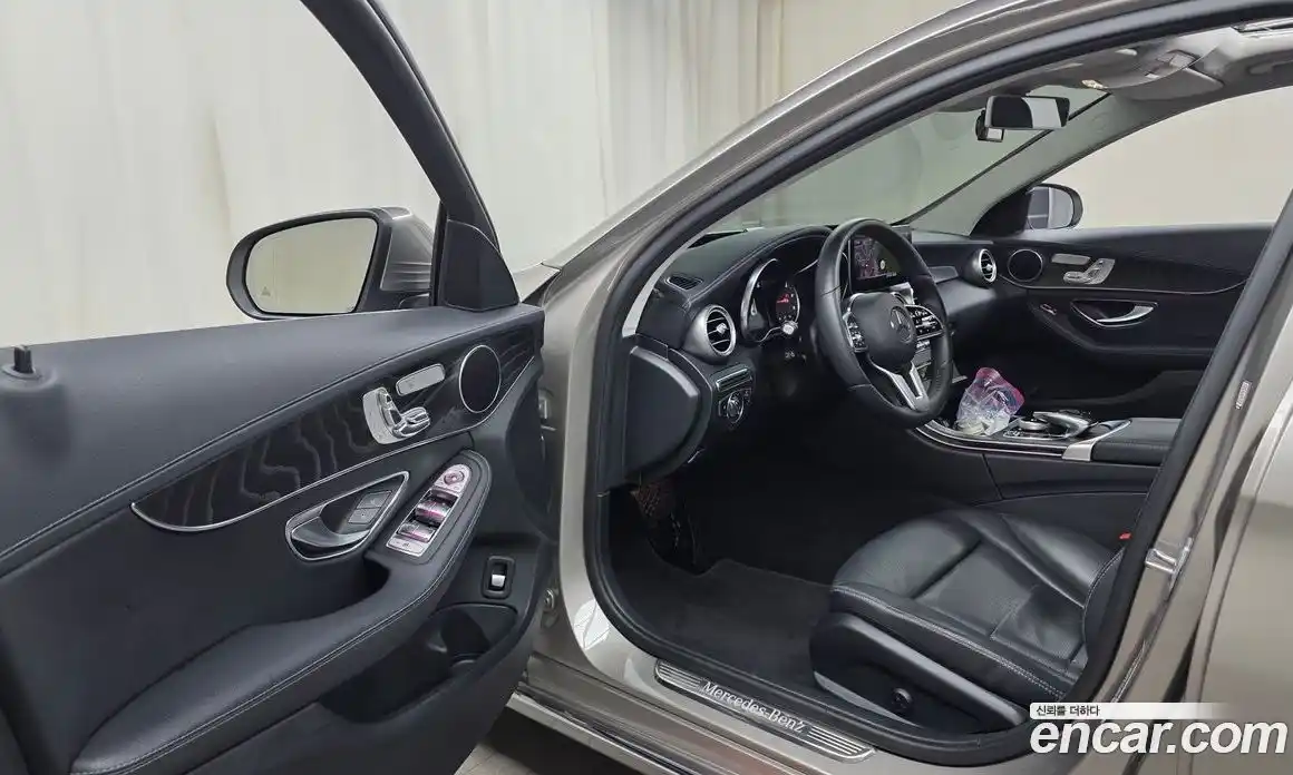 Mercedes-Benz C-Class 2019 1.9 автомат (гидро), фото 13