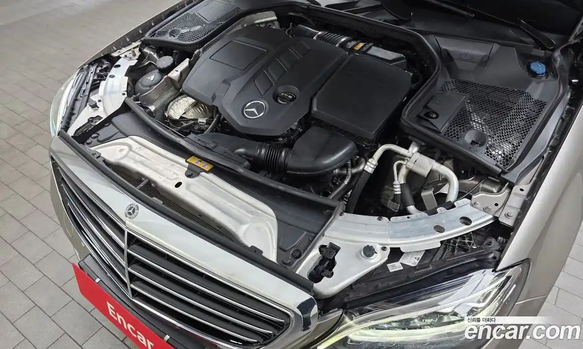 Mercedes-Benz C-Class 2019 1.9 автомат (гидро), фото 6