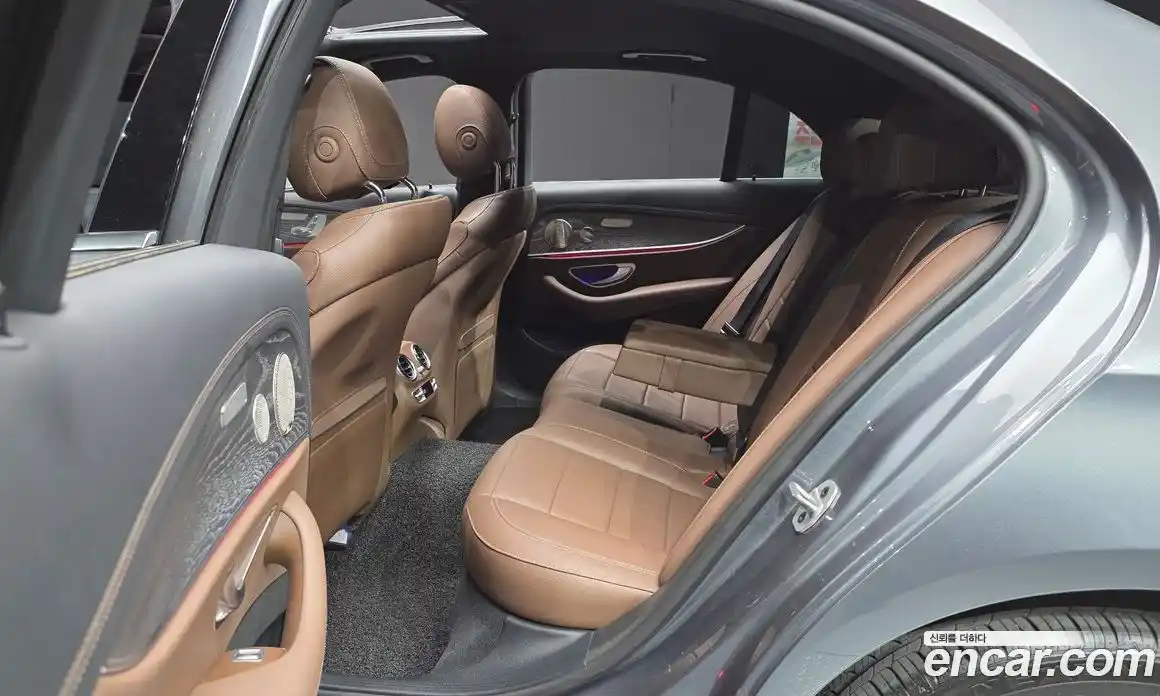 Mercedes-Benz E-Class 2022 2.0 автомат (гидро), фото 18