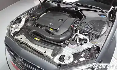 Mercedes-Benz E-Class 2022 2.0 автомат (гидро), миниатюра 6