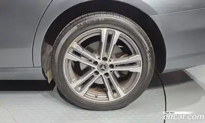 Mercedes-Benz E-Class 2022 2.0 автомат (гидро), миниатюра 7