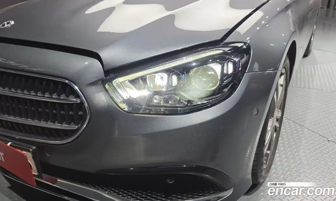 Mercedes-Benz E-Class 2022 2.0 автомат (гидро), фото 8