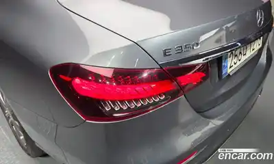 Mercedes-Benz E-Class 2022 2.0 автомат (гидро), миниатюра 9
